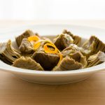 Lammfleisch mit Artischocken